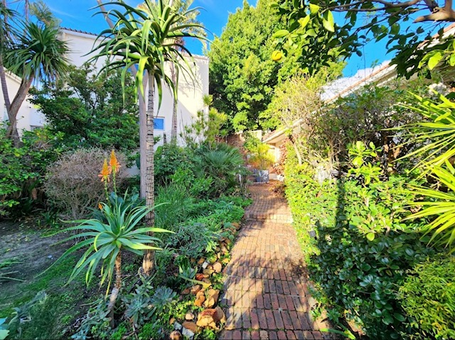 3 Bedroom Property for Sale in Camps Bay Western Cape